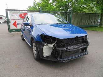uszkodzony samochody osobowe Volkswagen Polo TVA DéDUCTIBLE 2013/10