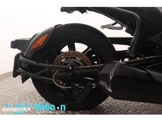 Can-Am  Spyder F3 SE6 picture 16