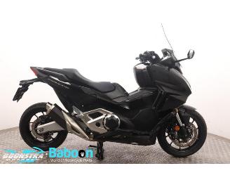 uszkodzony motocykle Honda  NSS 750 Forza ABS 2021/11