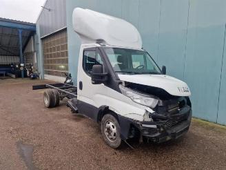 Damaged car Iveco New Daily New Daily VI, Chassis-Cabine, 2014 35C18,35S18,40C18,50C18,60C18,65C18,70C18 2019/12