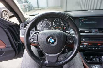 BMW 5-serie 528i 3.0 190kW Panoramadak Leder High Executive picture 12
