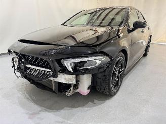 skadebil auto Mercedes A-klasse 200d AMG Line Night Aut8 2021/1