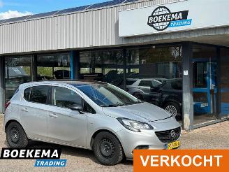 Damaged car Opel Corsa 1.4 Automaat Color Edition Airco Cruise Bluetooth 2016/2