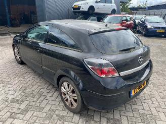 Opel Astra 1.4 GTC picture 3