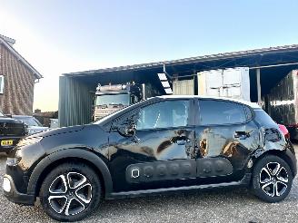 uszkodzony samochody osobowe Citroën C3 1.2 PureTech 82pk Feel Edition - nap - navi - line assist - vaste prijs - clima + cruise contr - pdc - privacy glass 2018/2