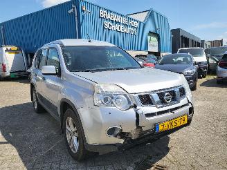 damaged commercial vehicles Nissan X-trail 2.0 DCI VAN 110KW 4-WD DPF 2010/12