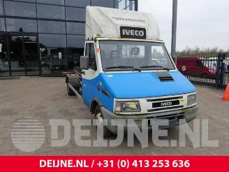 Voiture accidenté Iveco Daily New Daily I/II, Chassis-Cabine, 1989 / 1999 35.10 1997/8