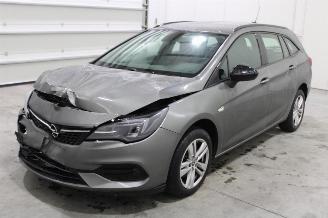 rozbiórka samochody osobowe Opel Astra  2021/4