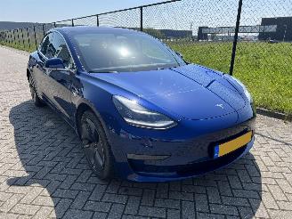 Voiture accidenté Tesla Model 3 Long Range Dual Motor 75 kWh 2019/3