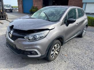  Renault Captur  2019/4
