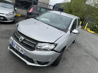 Autoverwertung Dacia Sandero  2016/9