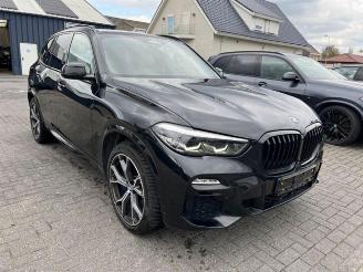 uszkodzony samochody osobowe BMW X5 xDrive 30d 195KW M Sport Hud Sport-Ausp 2019/3